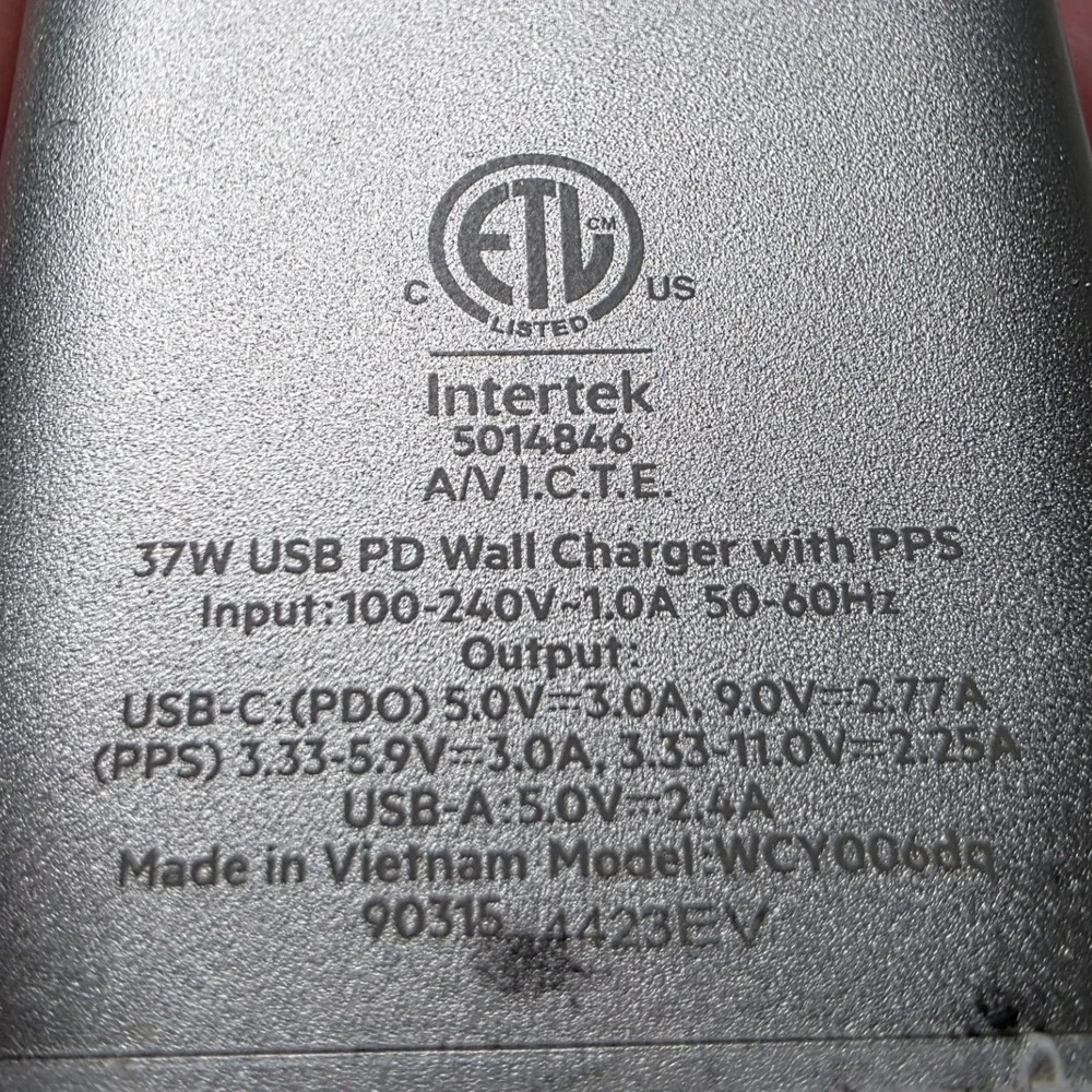Belkin 37W USB PD Wall Charger PPS WCY006dq Silver Dual Port with 2 USB-C W4